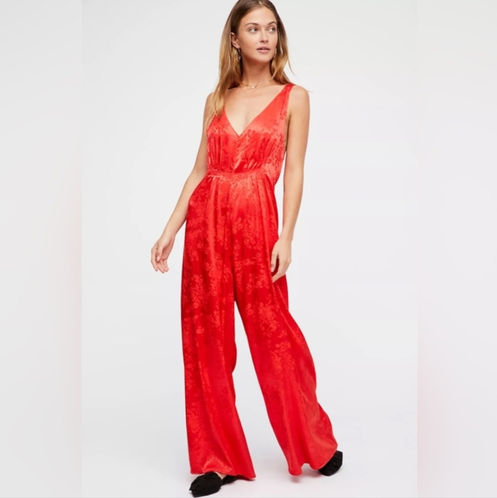 Free People Zuri Jacquard Satin Super Wide Leg Red Jumpsuit Size L Floral